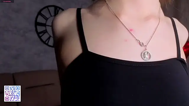 MissHiciano online show from April 12, 2026, 7:06 pm