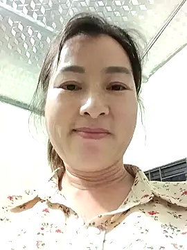 Yuhi3d online show from May 5, 2026, 3:04 pm