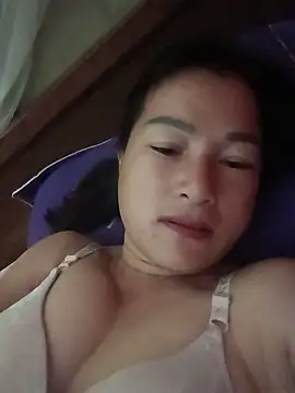 Yuhi3d online show from May 17, 2026, 11:49 pm