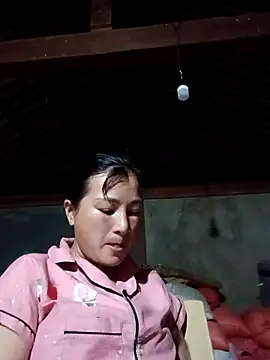 Yuhi3d online show from April 18, 2026, 12:29 pm