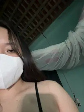 Beautiful roses online show from April 1, 2026, 5:10 pm