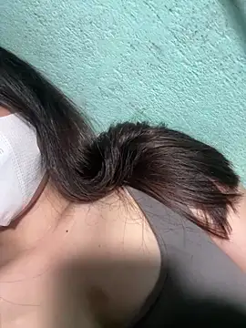 Beautiful roses online show from March 19, 2026, 2:39 pm