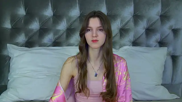 AmaliaLima online show from April 16, 2026, 4:02 am