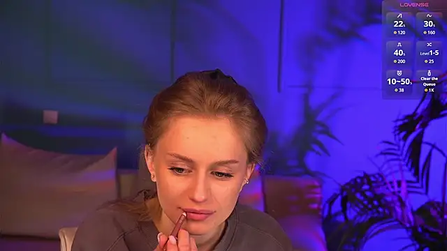 Mickey Milk online show from April 7, 2026, 6:54 pm