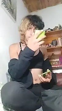 MakiMorningstar online show from April 16, 2026, 12:22 am