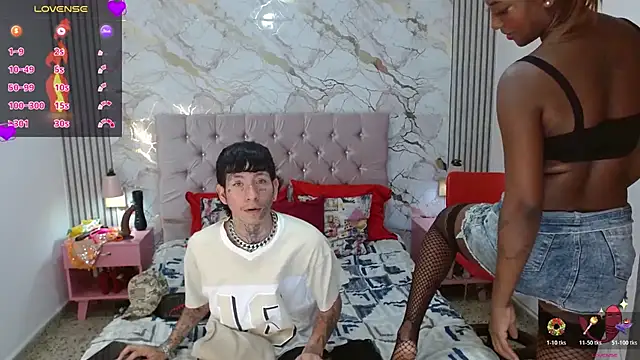 Snapshot of AshlieeGreenn chatting on March 23, 2026, 7:14 pm AshlieeGreenn online show from March 23, 2026, 7:14 pm