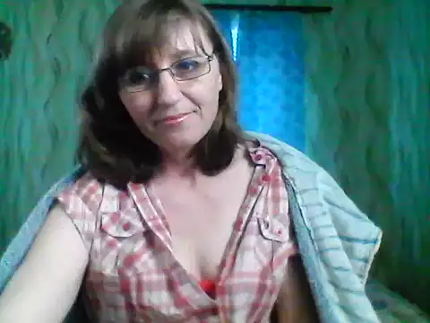 Alisaprice077 online show from April 9, 2026, 8:31 am