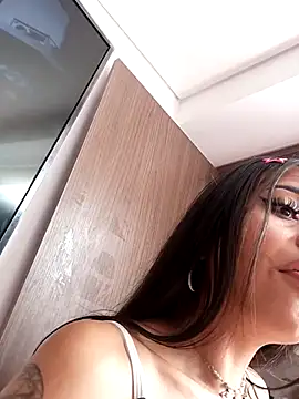 Cloe pink1 online show from March 28, 2026, 3:02 pm