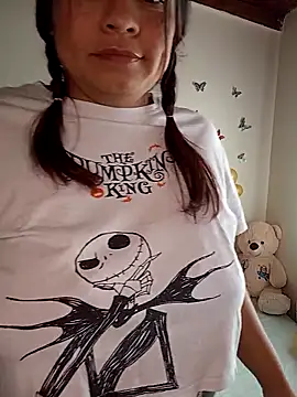 BettyBoo w online show from April 10, 2026, 1:18 pm