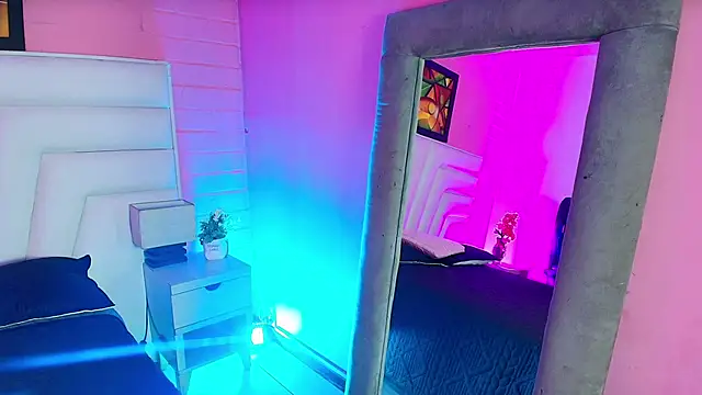 SamantthaFox online show from March 10, 2026, 2:43 pm