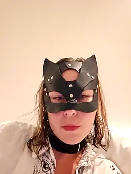 Stella soumise online show from March 22, 2026, 2:04 am