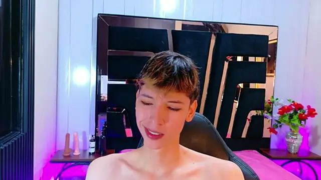 Stefany PiInk online show from March 28, 2026, 12:06 pm