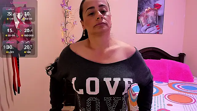 Snapshot of sara_florez12 chatting on July 27, 2026, 11:06 am sara florez12 online show from July 27, 2026, 11:06 am