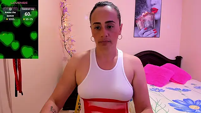 Snapshot of sara_florez12 chatting on July 21, 2026, 11:22 am sara florez12 online show from July 21, 2026, 11:22 am