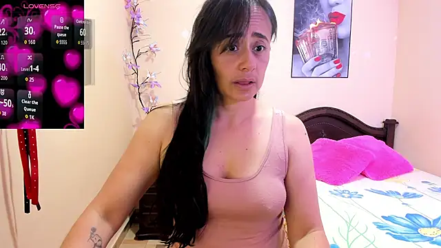 Snapshot of sara_florez12 chatting on July 22, 2026, 11:01 am sara florez12 online show from July 22, 2026, 11:01 am