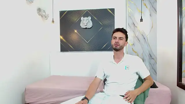 KingOfTemptation online show from April 23, 2026, 3:57 am