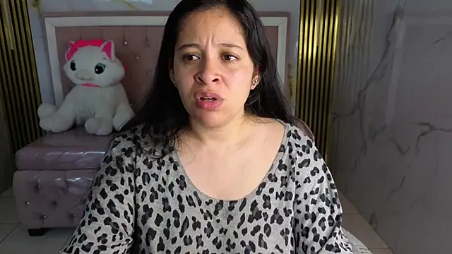 Snapshot of sara_tellez_s chatting on May 28, 2026, 3:14 am sara tellez s online show from May 28, 2026, 3:14 am