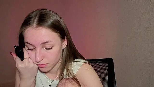 Sweet Pussy Girl online show from March 24, 2026, 12:16 pm