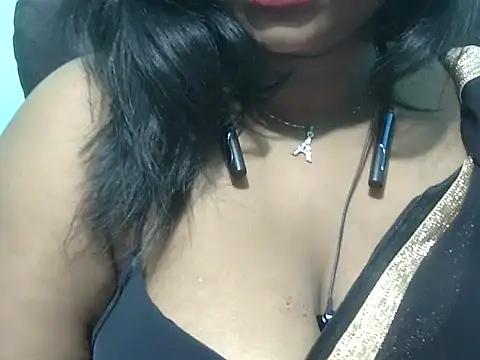 Rashmi hotgirl online show from May 8, 2026, 4:44 pm