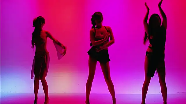 XG-002 online show from April 11, 2026, 10:08 am