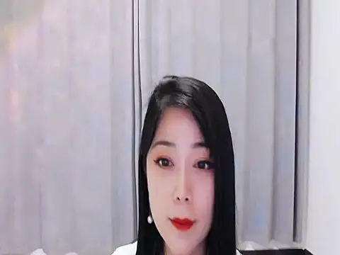 Snapshot of only-01 chatting on March 18, 2026, 12:30 pm only-01 online show from March 18, 2026, 12:30 pm