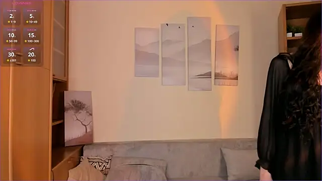 Snapshot of pearl_sky chatting on April 6, 2026, 9:05 pm pearl sky online show from April 6, 2026, 9:05 pm