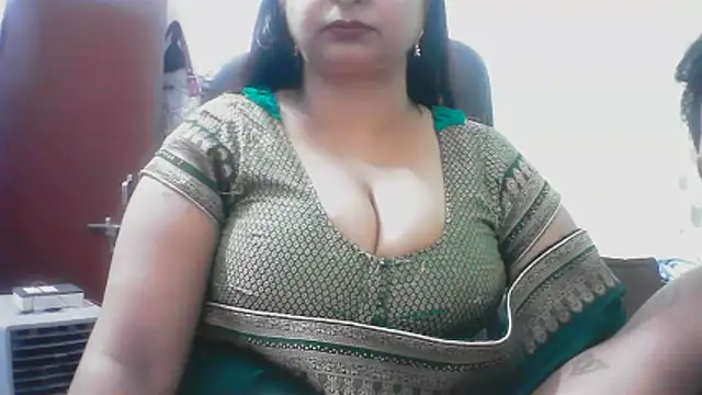 Snapshot of hard_to_do__ chatting on May 16, 2026, 5:23 pm hard to do online show from May 16, 2026, 5:23 pm