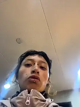 Snapshot of baby_akuma chatting on April 3, 2026, 3:46 am baby akuma online show from April 3, 2026, 3:46 am