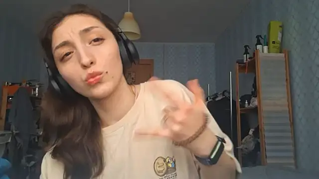 CindyLight online show from March 30, 2026, 3:24 pm