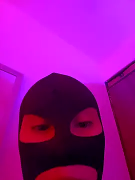 LadyIvanna online show from April 7, 2026, 5:26 pm