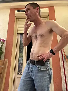 johnsex1989 online show from June 19, 2026, 12:11 pm