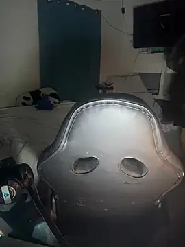 AngelLatinBoy online show from April 1, 2026, 4:36 am