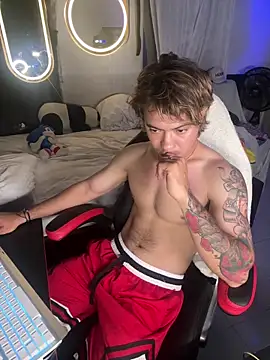 AngelLatinBoy online show from June 2, 2026, 4:34 am