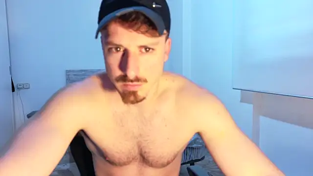 zeusoctavian1 online show from April 8, 2026, 5:03 pm