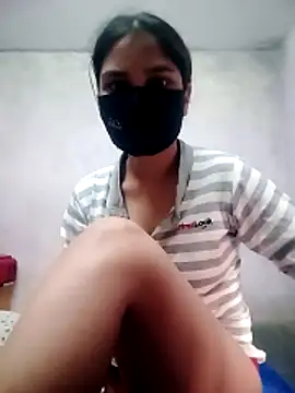 Snapshot of Divya3107 chatting on April 10, 2026, 3:24 am Divya3107 online show from April 10, 2026, 3:24 am