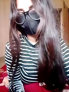 Snapshot of Divya3107 chatting on May 3, 2026, 3:44 am Divya3107 online show from May 3, 2026, 3:44 am