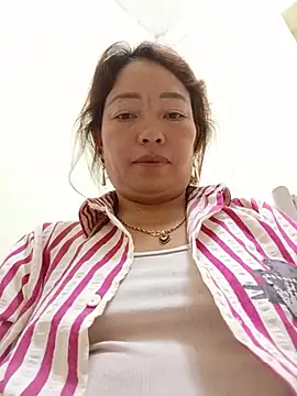 Yellow-pink online show from July 25, 2026, 12:22 pm