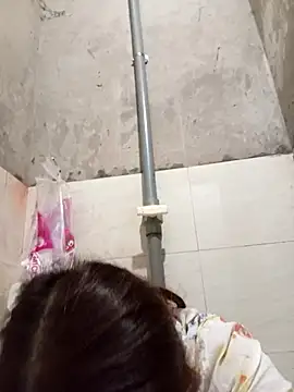 Yellow-pink online show from April 11, 2026, 10:13 pm