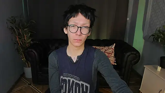 Tommy Stars online show from April 1, 2026, 5:20 am