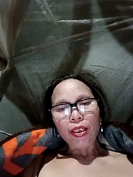 Snapshot of Tina6886 chatting on April 3, 2026, 2:34 pm Tina6886 online show from April 3, 2026, 2:34 pm