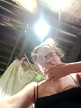 Snapshot of Tina6886 chatting on March 27, 2026, 8:26 am Tina6886 online show from March 27, 2026, 8:26 am