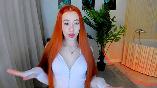Snapshot of BloomAndFun chatting on June 1, 2026, 7:24 pm BloomAndFun online show from June 1, 2026, 7:24 pm