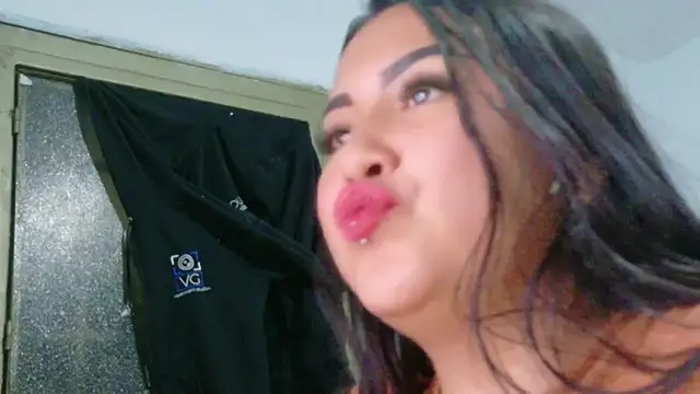 Snapshot of sexysofiaaa chatting on March 22, 2026, 1:42 am sexysofiaaa online show from March 22, 2026, 1:42 am