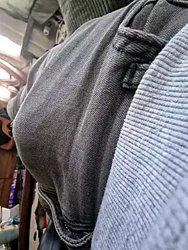 Snapshot of Activ1top chatting on March 22, 2026, 1:56 pm Activ1top online show from March 22, 2026, 1:56 pm