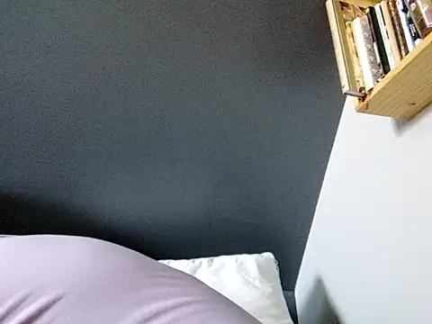 thatcutesubgirlwlw online show from April 6, 2026, 4:30 pm