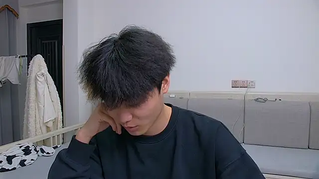 icecream-002 online show from March 23, 2026, 10:04 am