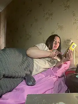 Besthot 2026 online show from April 9, 2026, 11:38 am