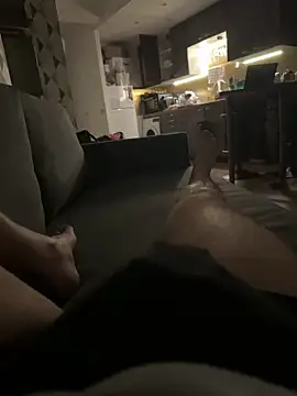 Snapshot of playermax chatting on April 14, 2026, 10:59 pm playermax online show from April 14, 2026, 10:59 pm