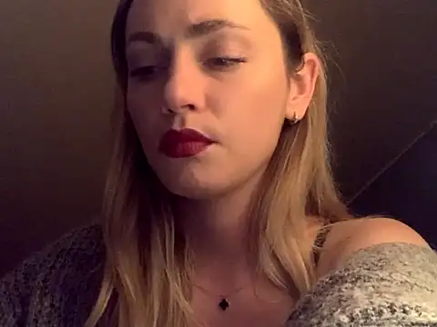 Snapshot of ScarlettSensitive chatting on March 16, 2026, 9:06 pm ScarlettSensitive online show from March 16, 2026, 9:06 pm