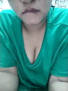 Snapshot of Chandrika_Yadav chatting on May 2, 2026, 5:51 pm Chandrika Yadav online show from May 2, 2026, 5:51 pm